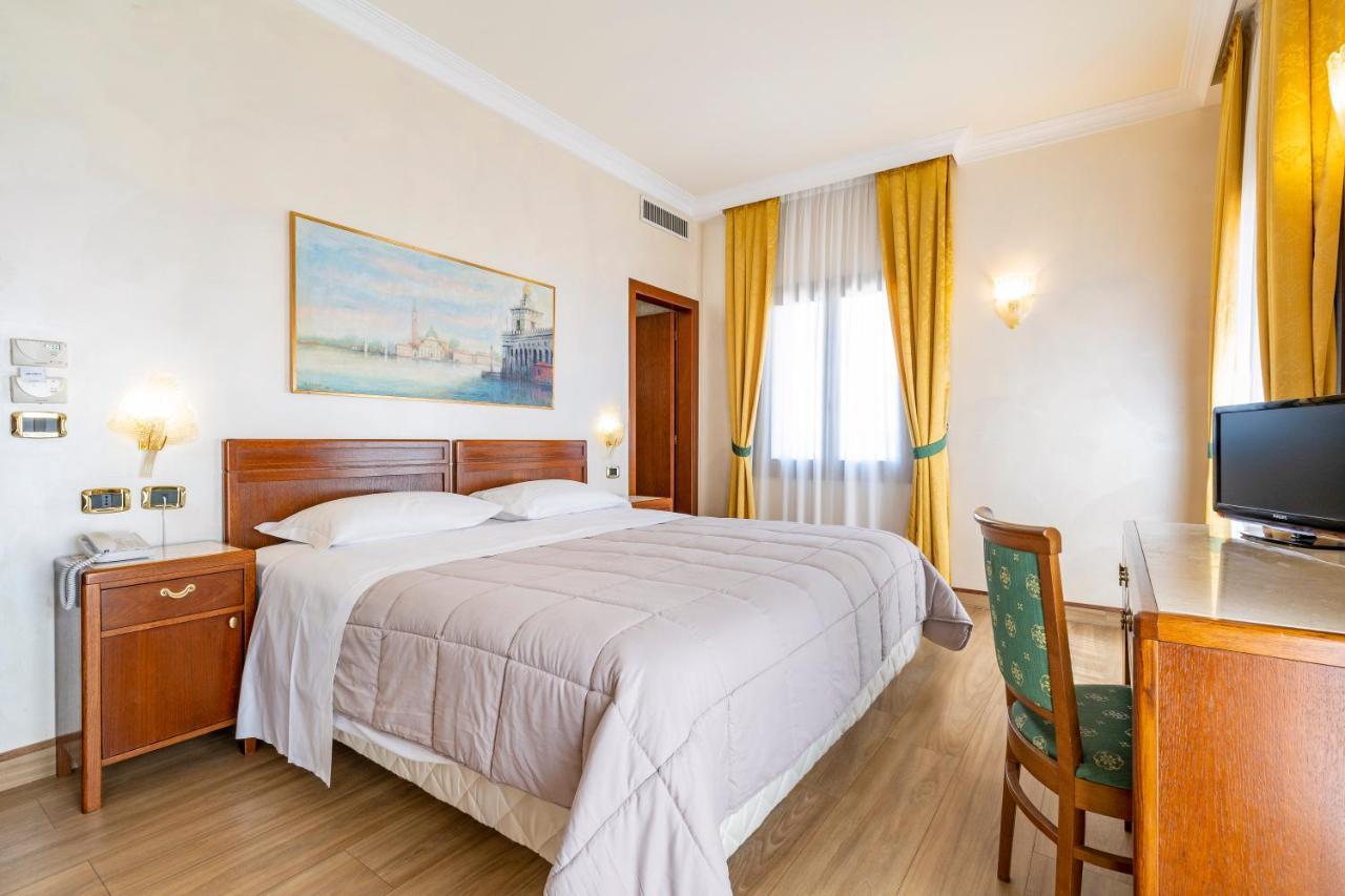 Hotel Panorama Venedig-Lido Exteriör bild